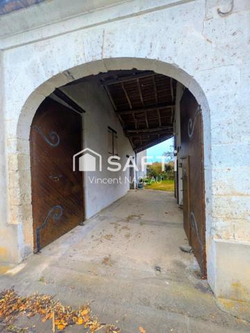 Maison en pierre - 5  pièces - 140m² m²