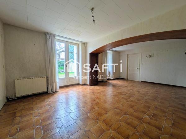 Maison en pierre - 5  pièces - 140m² m²