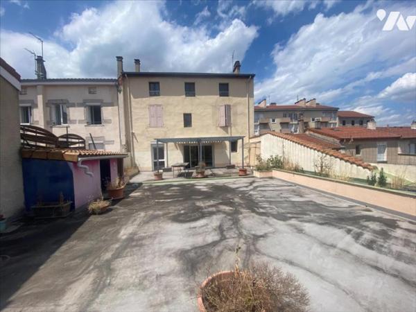 maison de ville en triplex avec 140m² de terrasse +Garage de 140m²