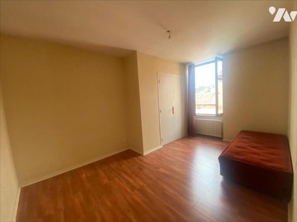 maison de ville en triplex avec 140m² de terrasse +Garage de 140m²