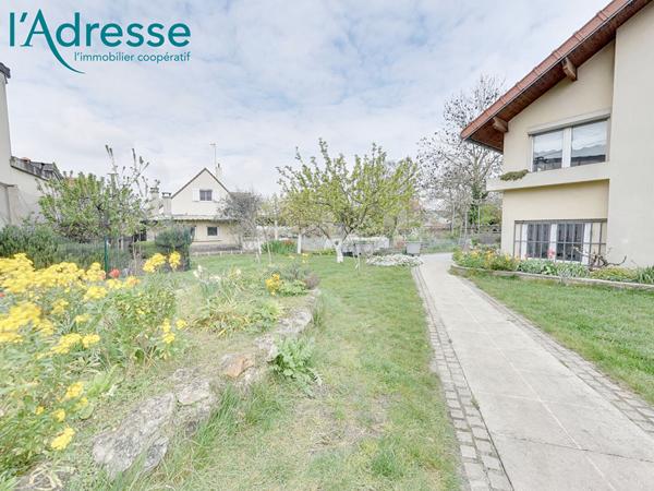 MAISON LA VARENNE / GRAND TERRAIN