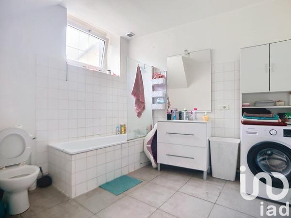 Appartement 4 pièces de 79 m² à Tournon-sur-Rhône (07300)