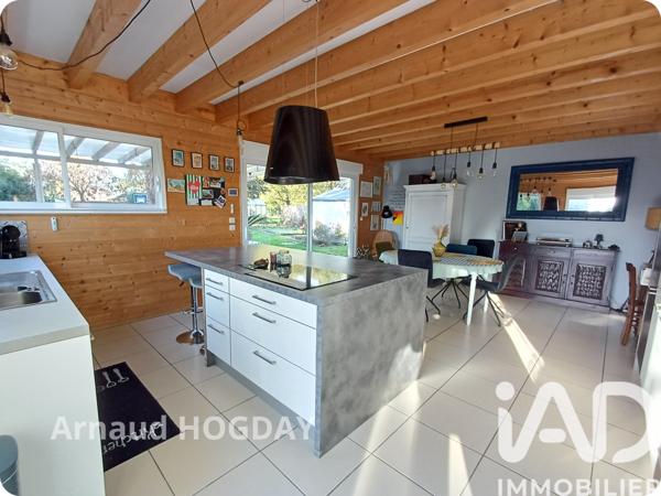 Maison à vendre 7 pièces 196 m² Mazé-Milon