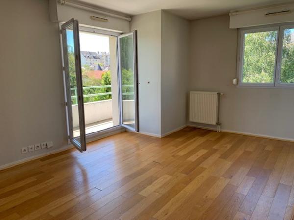 Appartement 2 pièce(s) 1 chambre(s) 49.3 m²