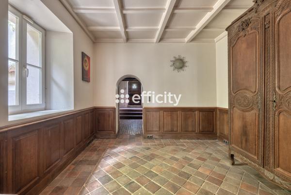 Maison 8 pièces - 270 m² Bien prestige