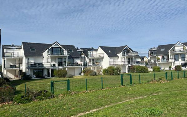 Appartement à louer    3 pièces • 45,16 m2 Larmor-Plage