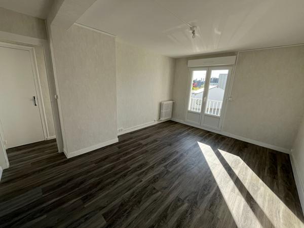 Angers Desjardins – T4 avec balcons et cave