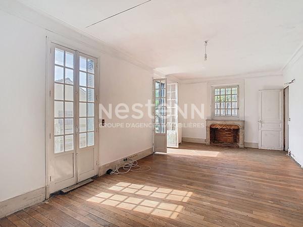 Maison à vendre à Saint Leu La Forêt - 8 pièces, 210.89 m²