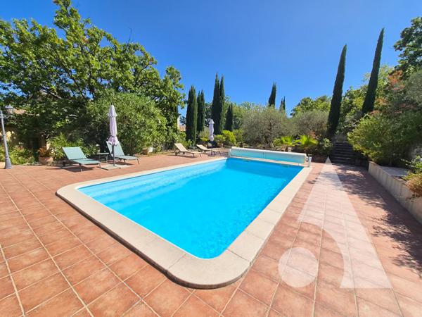 Villa 7 pièces 285 m2