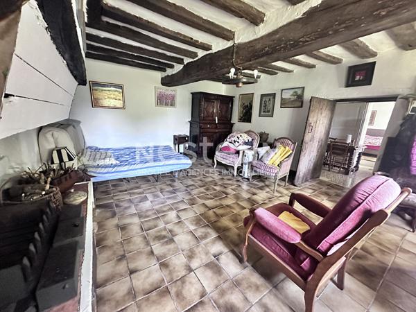 Maison de campagne à vendre de 80.98 m² avec 2 chambres, jardin à Saint-Vincent-du-Lorouer (72150)
