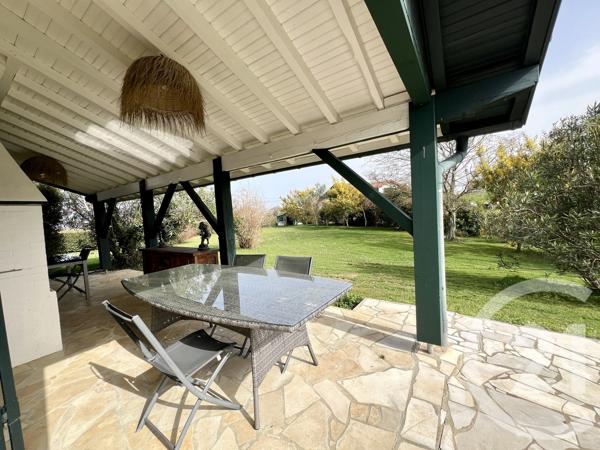 Maison à vendre  5 pièces - 143,12 m 2   ARCANGUES  - 64