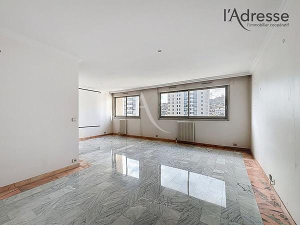 Suresnes Centre 5 pièces 105 m2 avec box