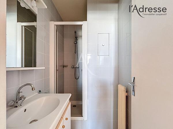 Suresnes Centre 5 pièces 105 m2 avec box