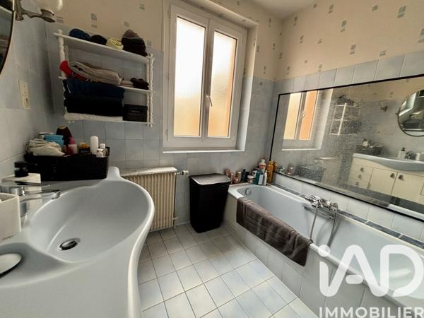 Maison à vendre 6 pièces 132 m² Montluçon