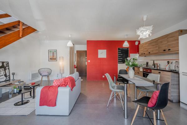 VOIRON (38500) : Appartement type 4 centre ville