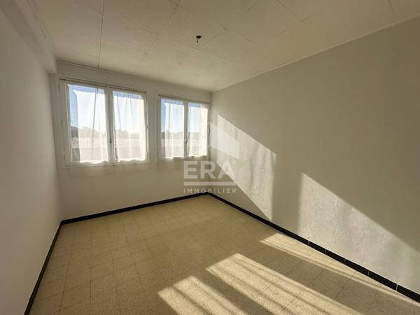 A VENDRE 13400 AUBAGNE APPARTEMENT T4 DE 72 M² AU 3 EME ETAGE BALCON CAVE
