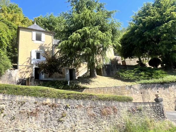 Maison ancienne - Belves Maison en pierre à rénover entièrement – Proche Belvès.