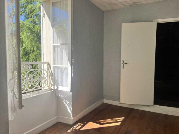 Maison ancienne - Belves Maison en pierre à rénover entièrement – Proche Belvès.