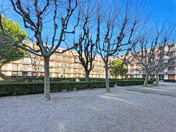 À vendre : Appartement 5 pièces à Marseille, Saint-Mitre