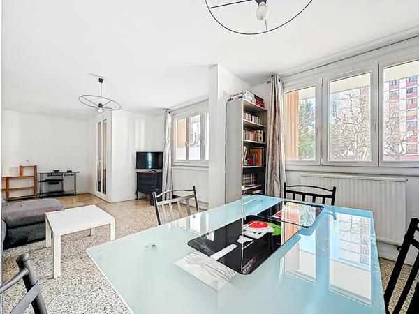 À vendre : Appartement 5 pièces à Marseille, Saint-Mitre