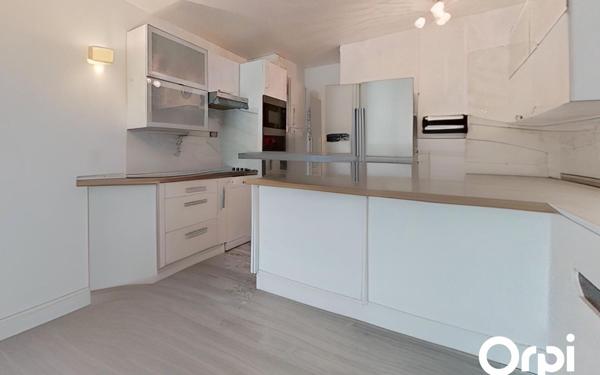Appartement à vendre    2 pièces • 31,61 m2 Grimaud