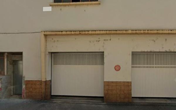 Stationnement à louer