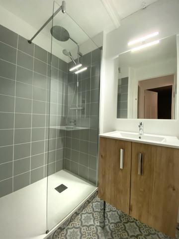 Appartement
                                                                                                                                                                                                                                                                                                                        2 pièce(s)                                                                                                                                                                                                          1 chambre(s)                                                                                                                                                                                                          49.78  m²