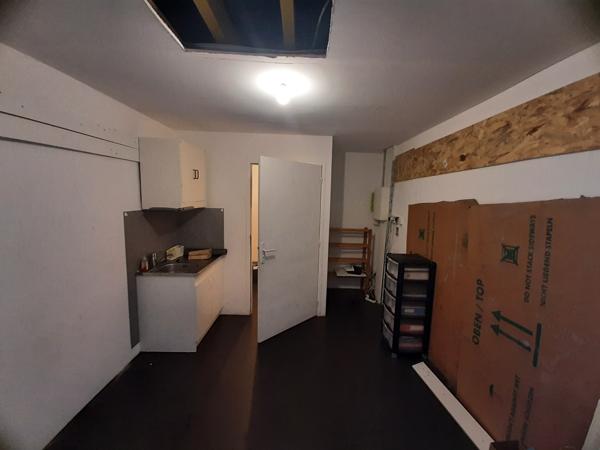 A LOUER LOCAL COMMERCIAL de 137 m² env. FORTE VISIBILITE DANS POLE COMMERCIAL - ANCENIS