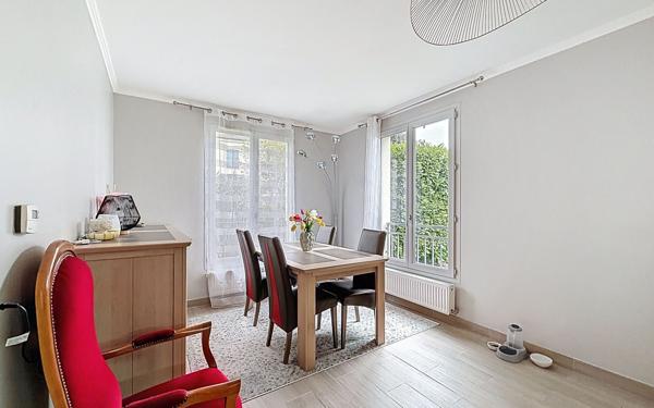 Maison à vendre    4 pièces • 80,36 m2 Guyancourt