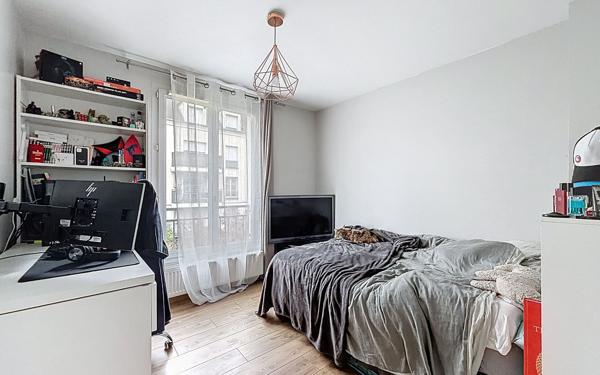 Maison à vendre    4 pièces • 80,36 m2 Guyancourt