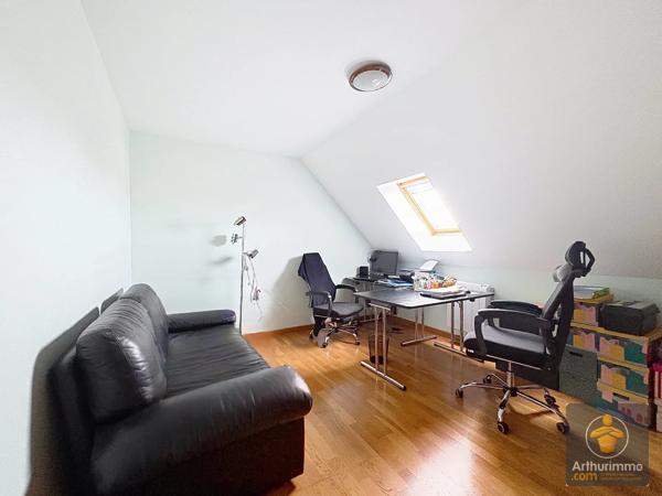 Vente                                                      Maison
                        
                     7 pièces                      152 m2                     à Corbeil-Essonnes