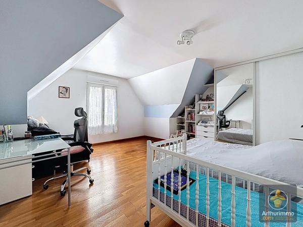 Vente                                                      Maison
                        
                     7 pièces                      152 m2                     à Corbeil-Essonnes