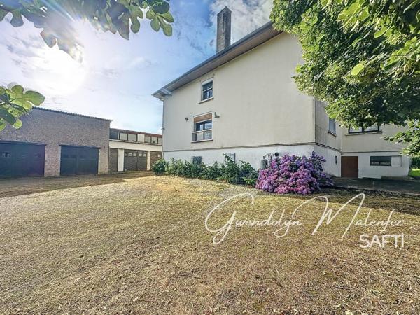 Grande maison familiale – Deux habitations réunies – Immense terrain – Nombreuses dépendances – Gros potentiel