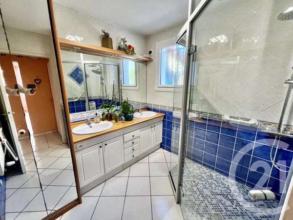 Maison à vendre  6 pièces - 145,40 m 2   BILLERE  - 64