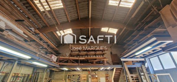 ZA Cogolin atelier avec mezzanine 359m²