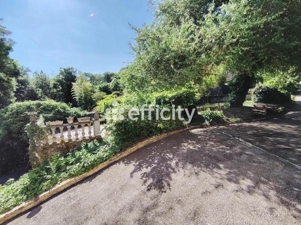 Maison 10 pièces - 262 m²