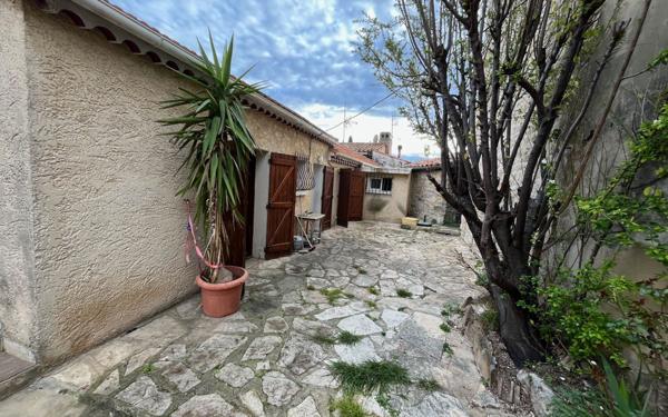 Maison à vendre    3 pièces •  Ceyreste