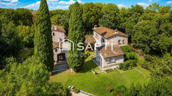 PROPRIETE PROVENCALE AVEC PISCINE FORT POTENTIEL