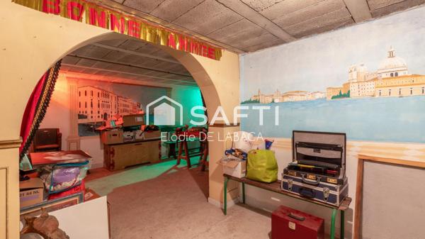 PROPRIETE PROVENCALE AVEC PISCINE FORT POTENTIEL