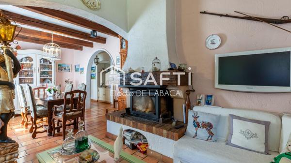 PROPRIETE PROVENCALE AVEC PISCINE FORT POTENTIEL