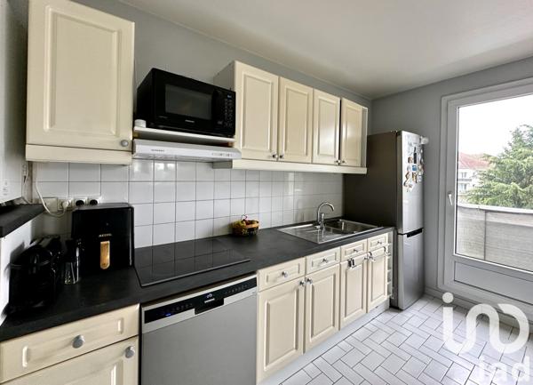 Appartement à vendre 3 pièces 73 m² Pontault-Combault