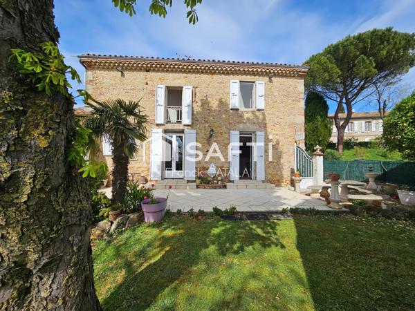 Beaucoup de cachet et vue Pyrénées