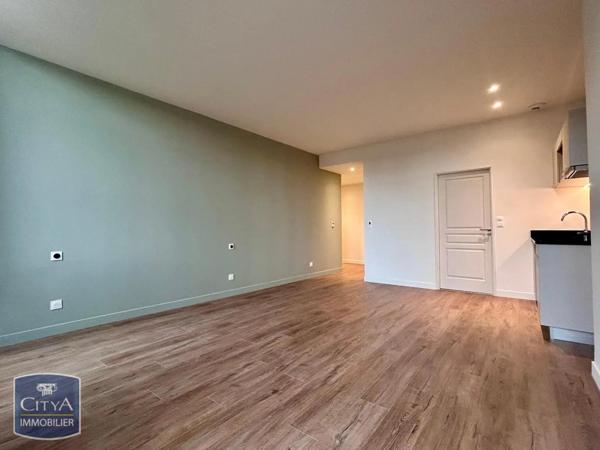 Appartement à louer 1 pièce 38m²