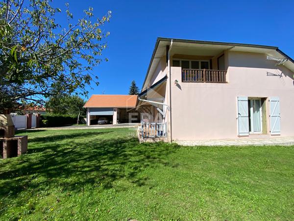 Maison traditionnel Barbazan Debat 9 pièces 207 m2 sur une parcelle de 1800m²