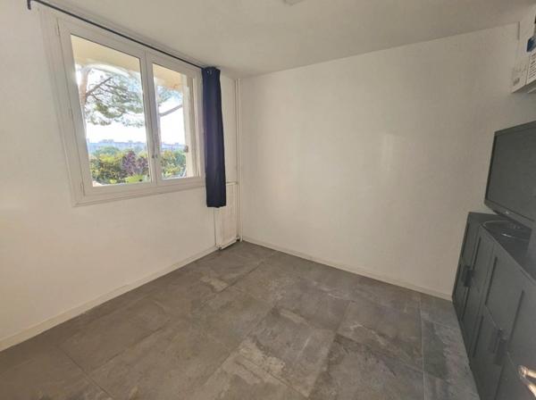 13010 Marseille Superbe Type 4 avec Balcons