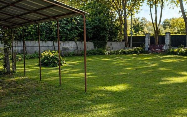 Maison à vendre    2 pièces • 140 m2 Salies-du-Salat