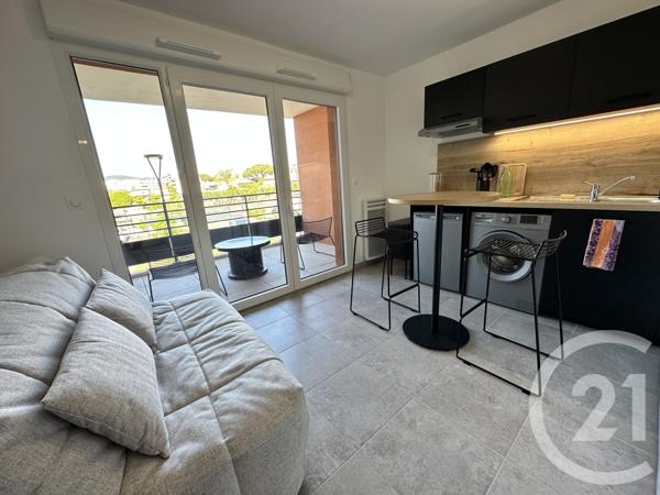 Appartement T1 à vendre  1 pièce - 18 m2 HYERES - 83