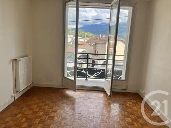 Appartement F2 à vendre  2 pièces - 40,61 m2 VOIRON - 38
