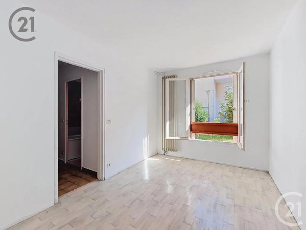 Appartement F3 à vendre  3 pièces - 76,25 m 2   LE MEE SUR SEINE  - 77