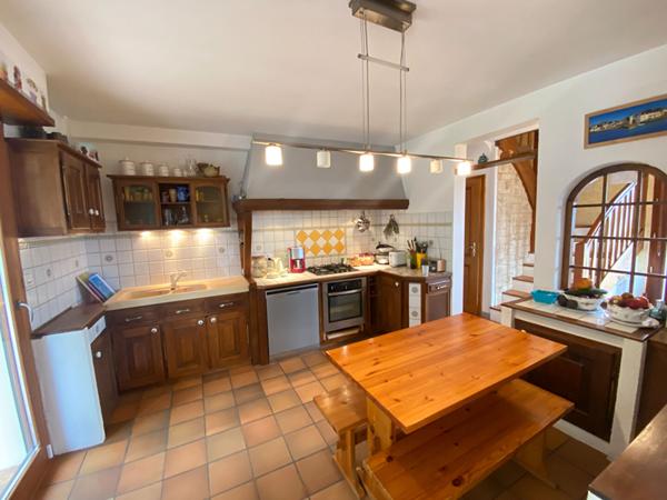 Maison - 6 pièces - 127 m²